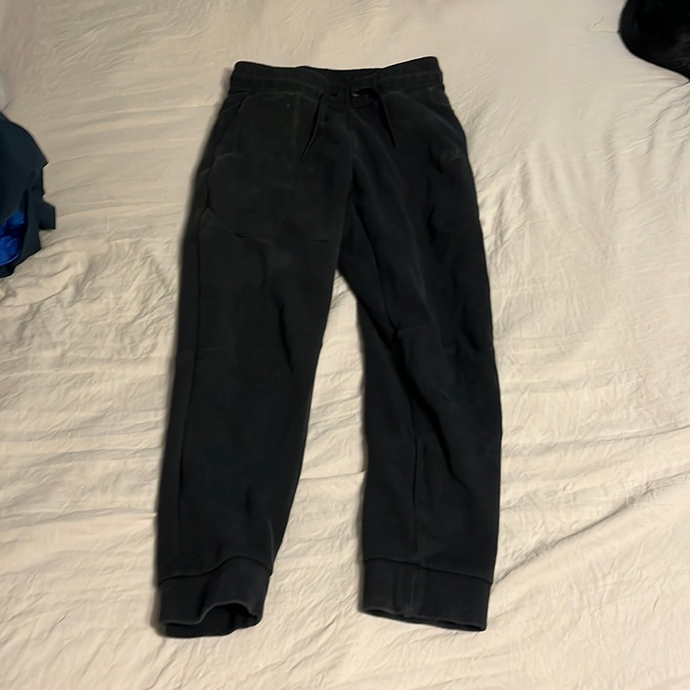 Nike tech pants size kids Large